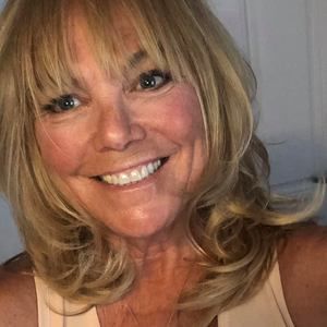 Meet your Posher, Deborah